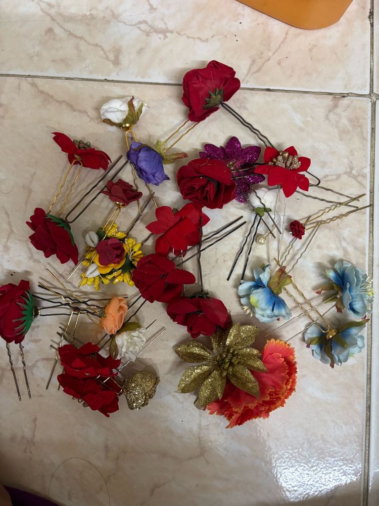 Floral Hair Pins Assortment