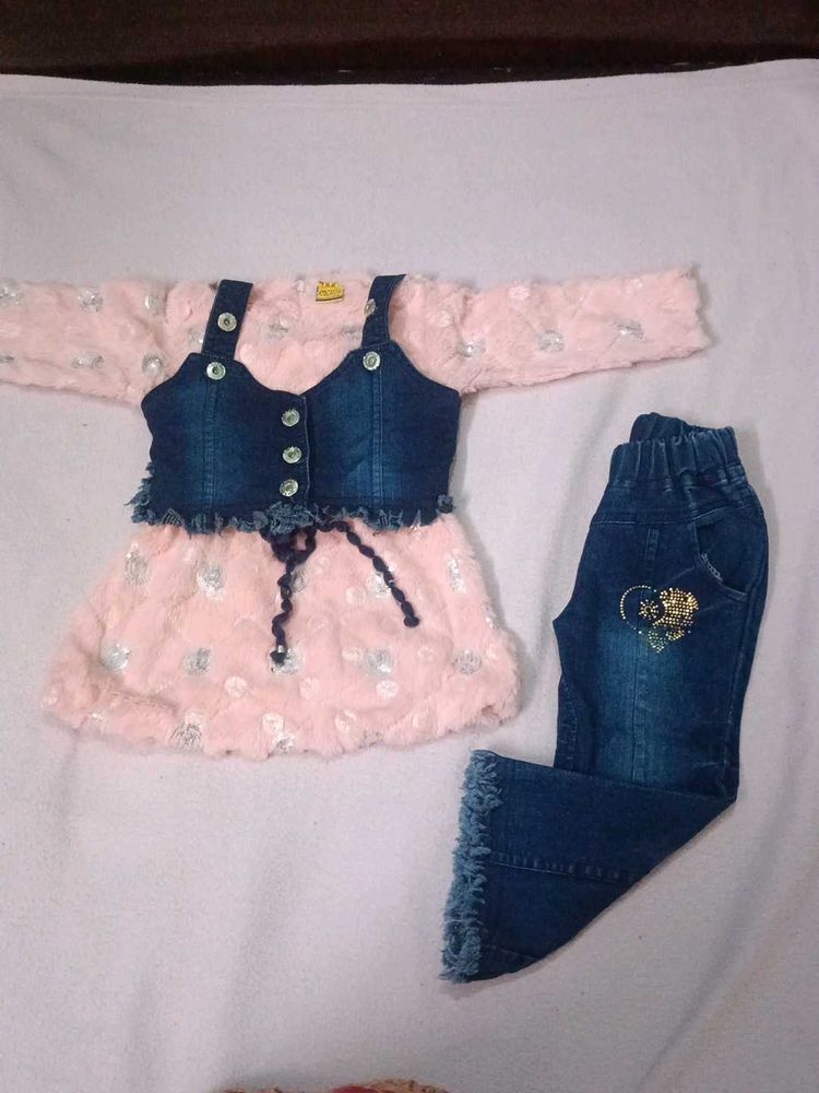 Baby Girl Clothing Set Size  No. 22