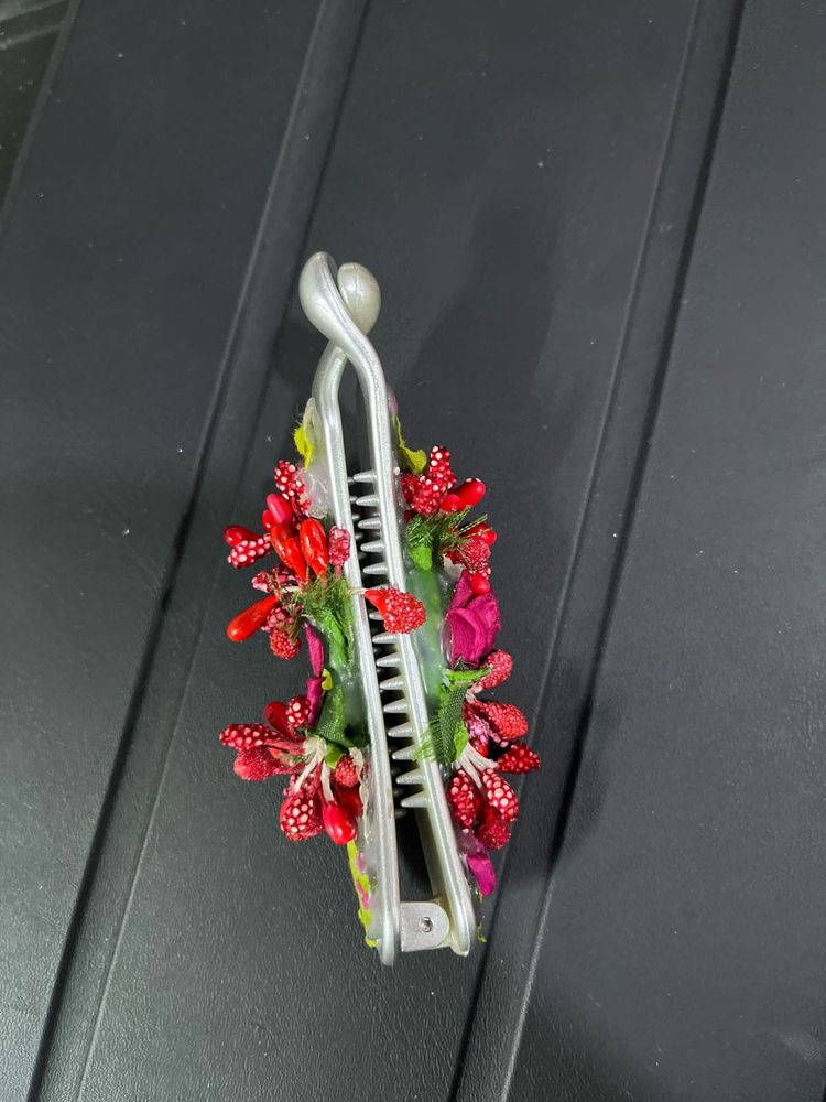 Fancy Banana clip