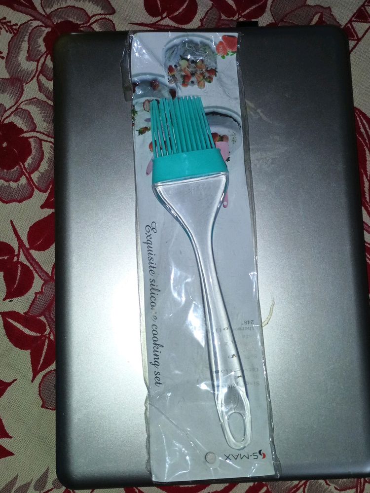 Exquisite Silicon Cooking Oil Brush