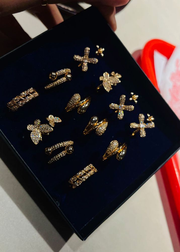 Elegant Gold-Tone Ring Set (Anti tarnish)