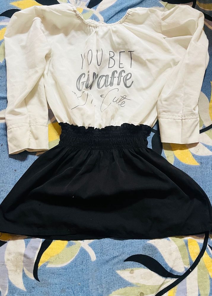 Cute Giraffe Graphic Dress