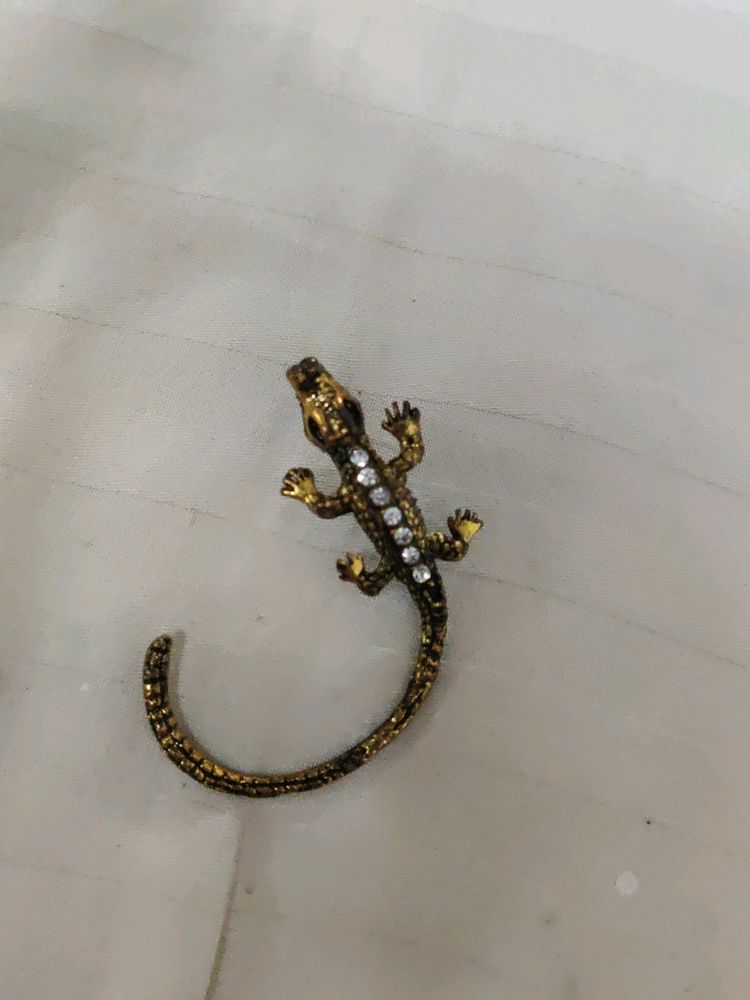 Earcuff