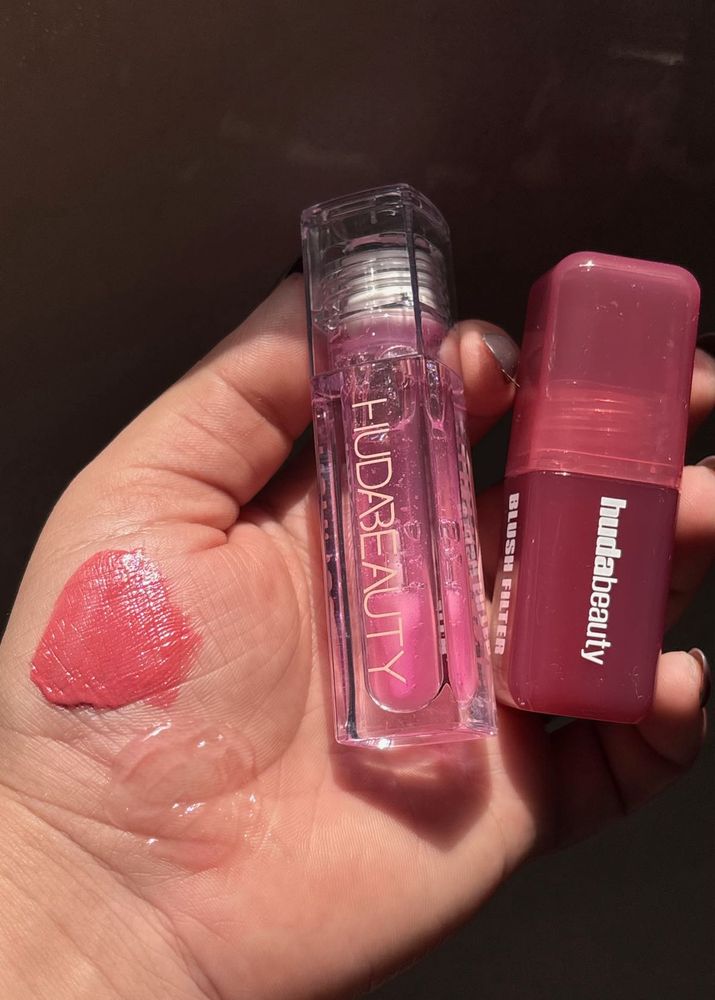 Huda Beauty duo lip oil &amp; filter blush