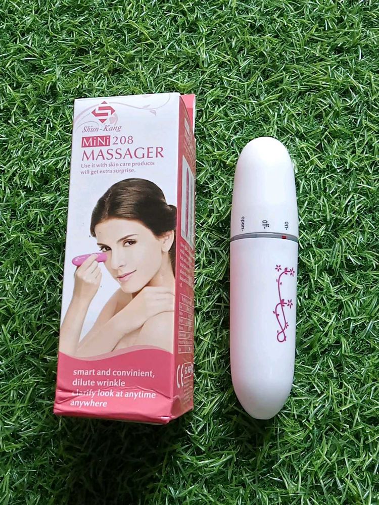 Mini Massager for Skin Care white