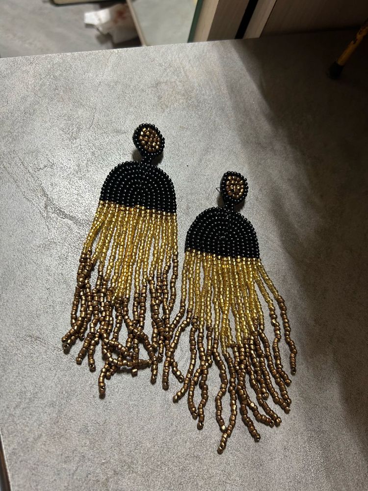 Studed Pearl / Beads Earrings