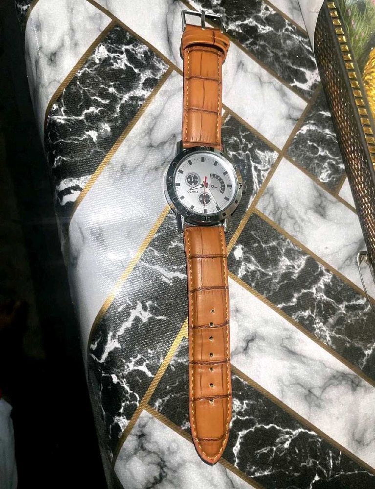 Stylish Men's Quartz Watch