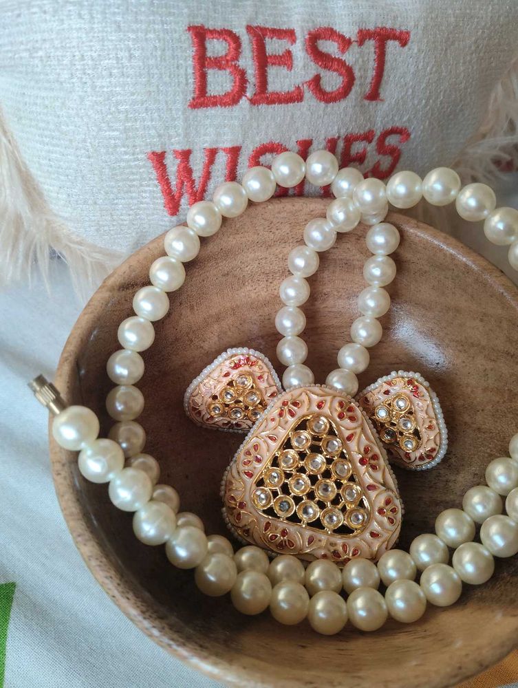 Pearl Necklace &amp; Earring Set