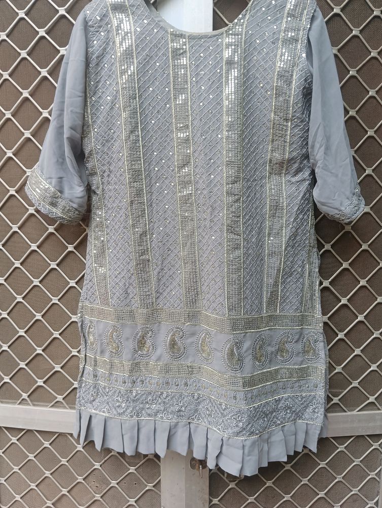 Grey Kurti With Plazo And Dupatta Flaw Less