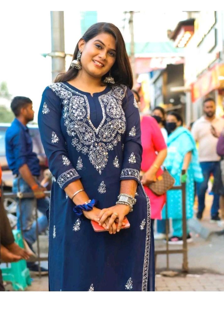 Elegant Navy Blue Embroidered Kurta