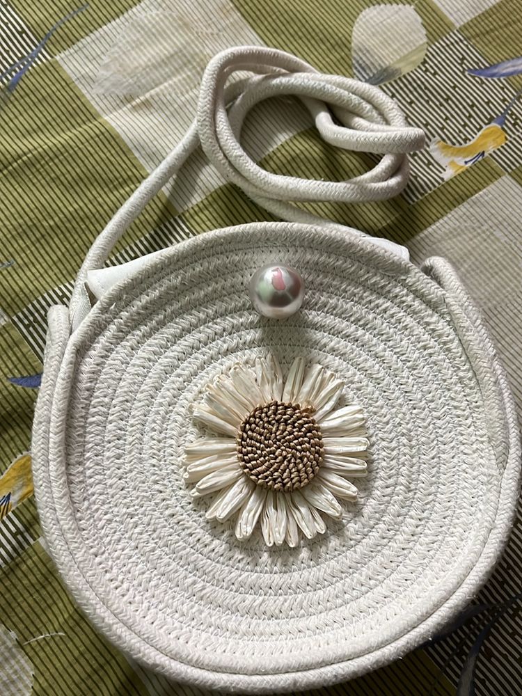 White Woven Circle Bag