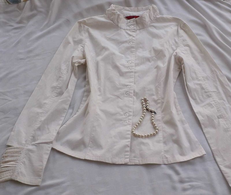 Elegant White Button-Up Shirt