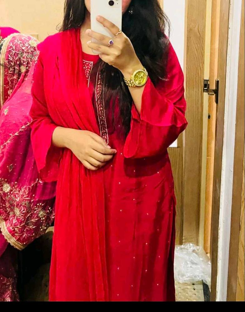 Elegant magenta  Suit