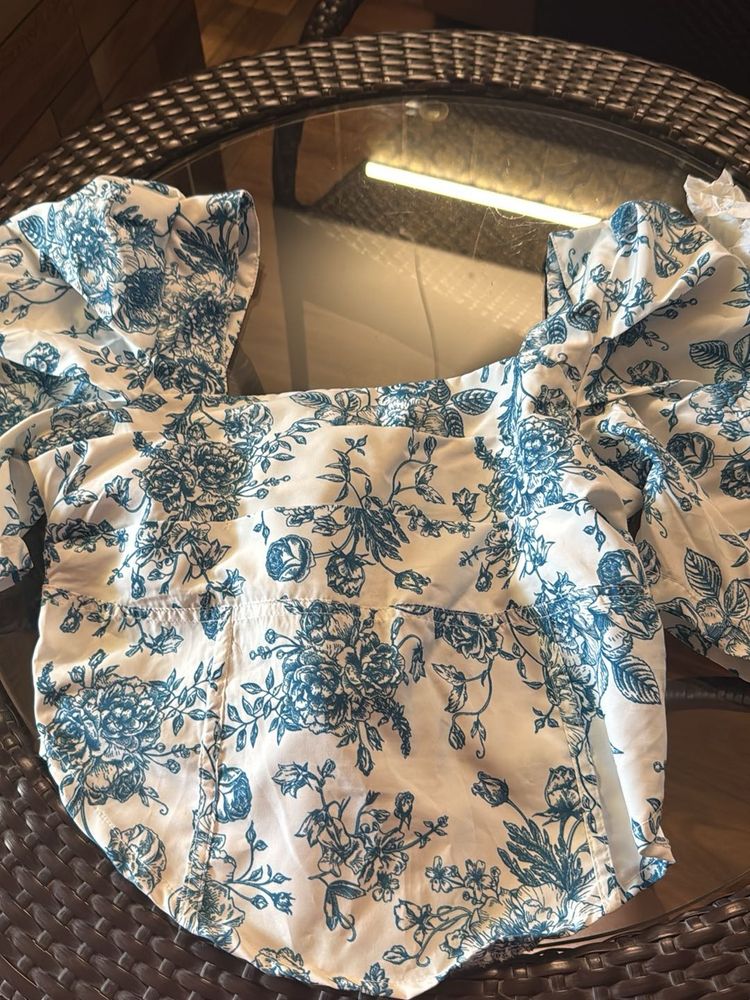 Chic Floral Print Top
