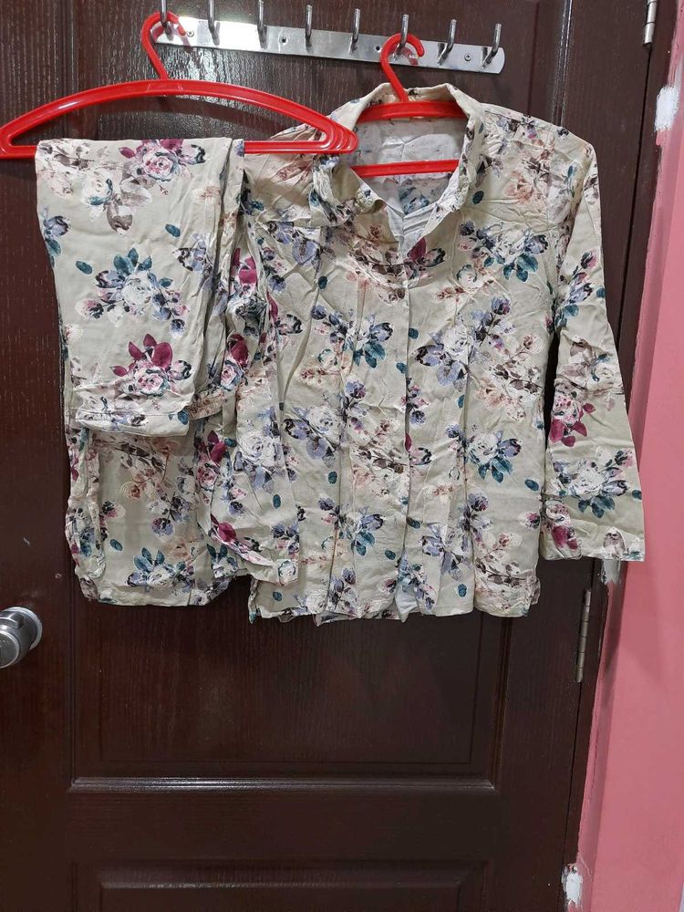 Floral Printed Kurta and Pants Set