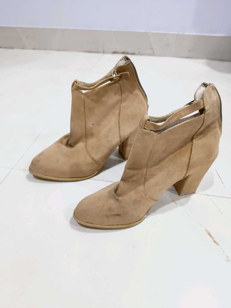 Stylish Suede Ankle Boots