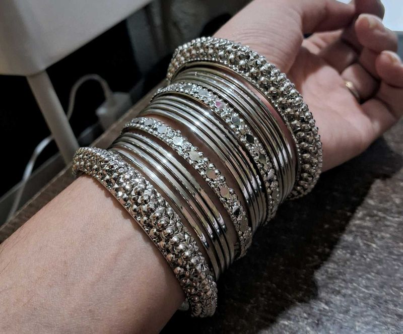 Stylish Silver Bangles Set