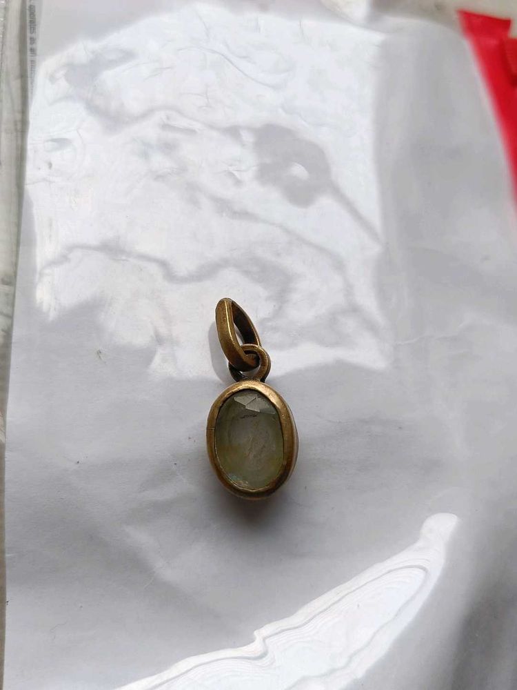 original pukhraj Oval Stone Pendant