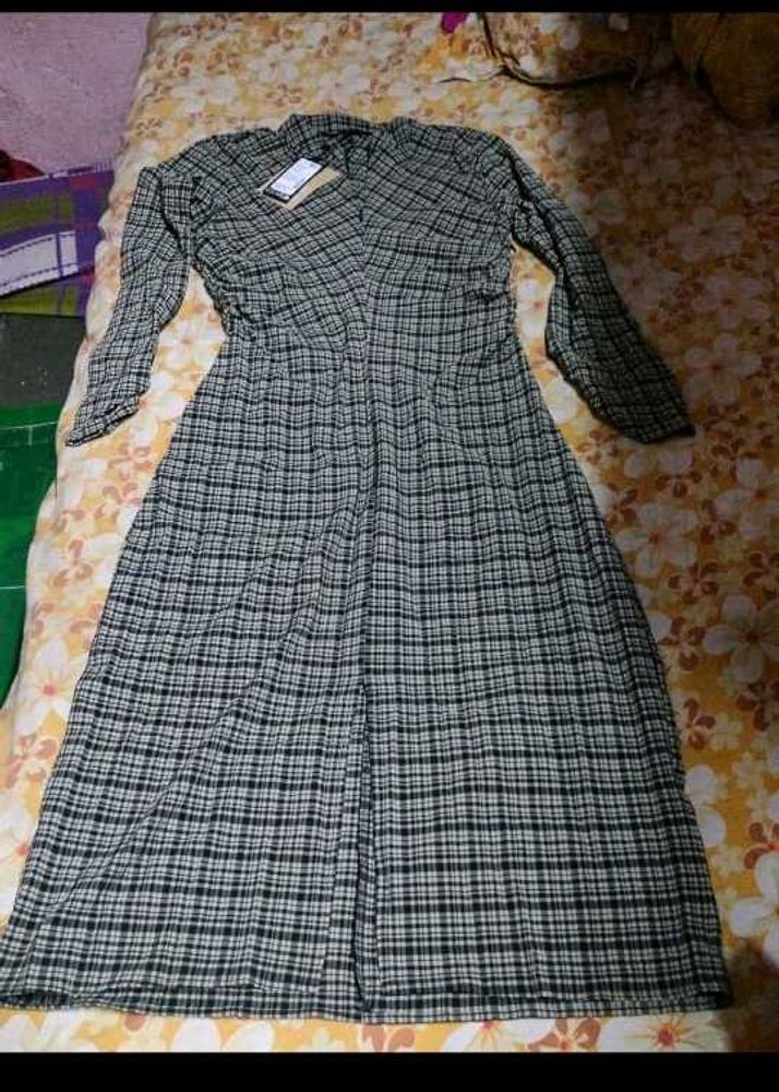 Chic Plaid Maxi Dress