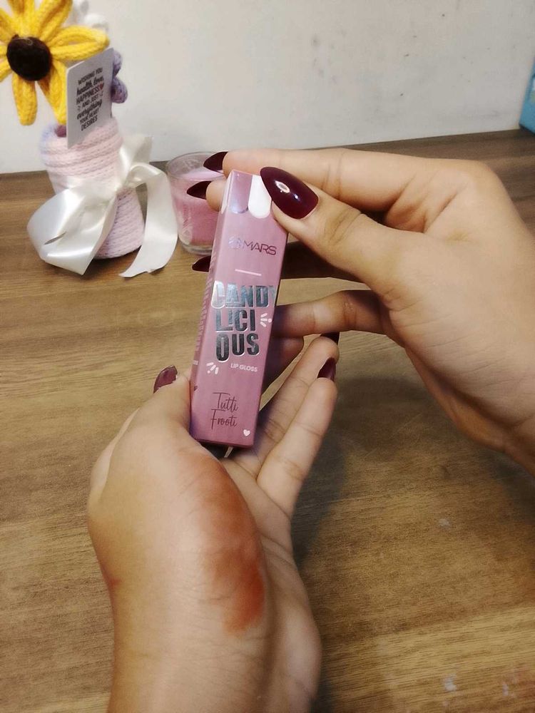 Mars Candy Glisten Lip Gloss