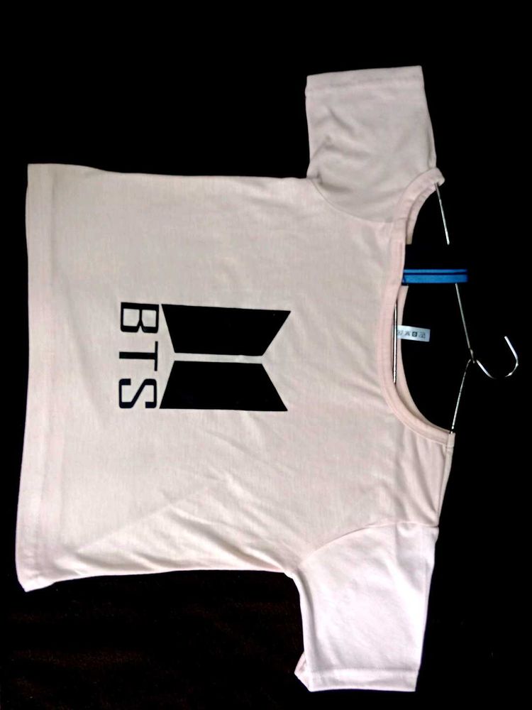 BTS Logo T-Shirt (12-13 years)