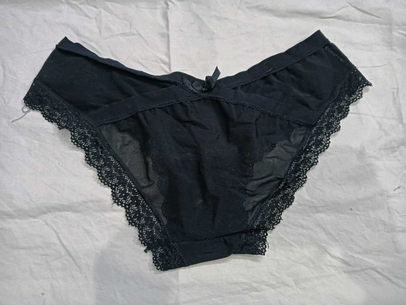 Black💛 Lace Trim Briefs