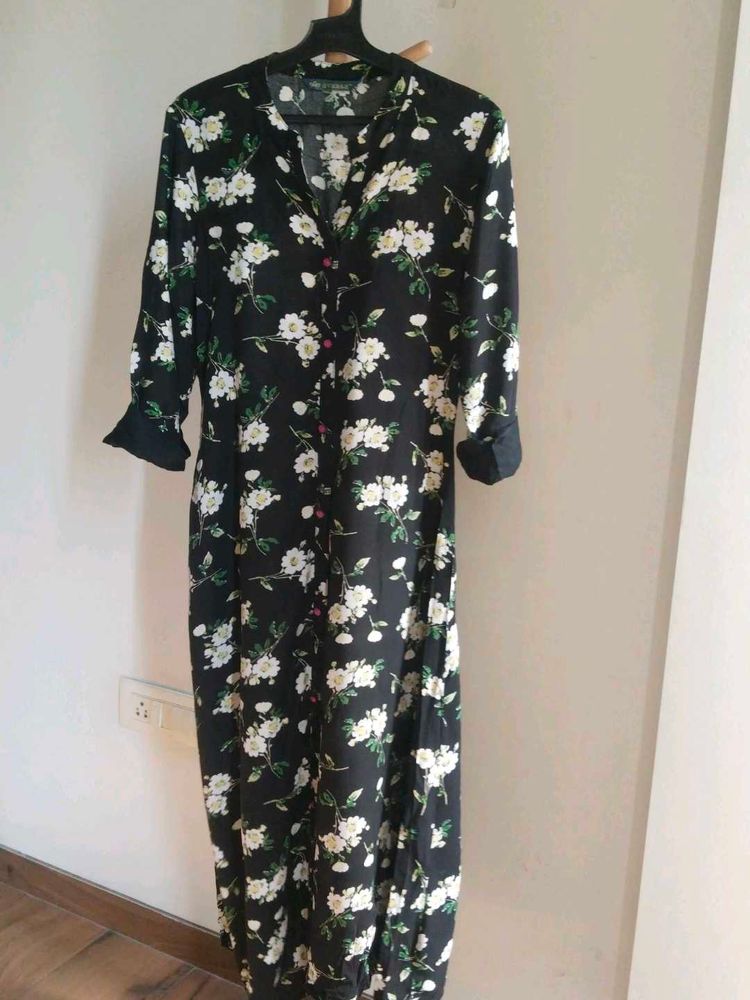 Buy1Get1 (same price item) Avaasa kurti