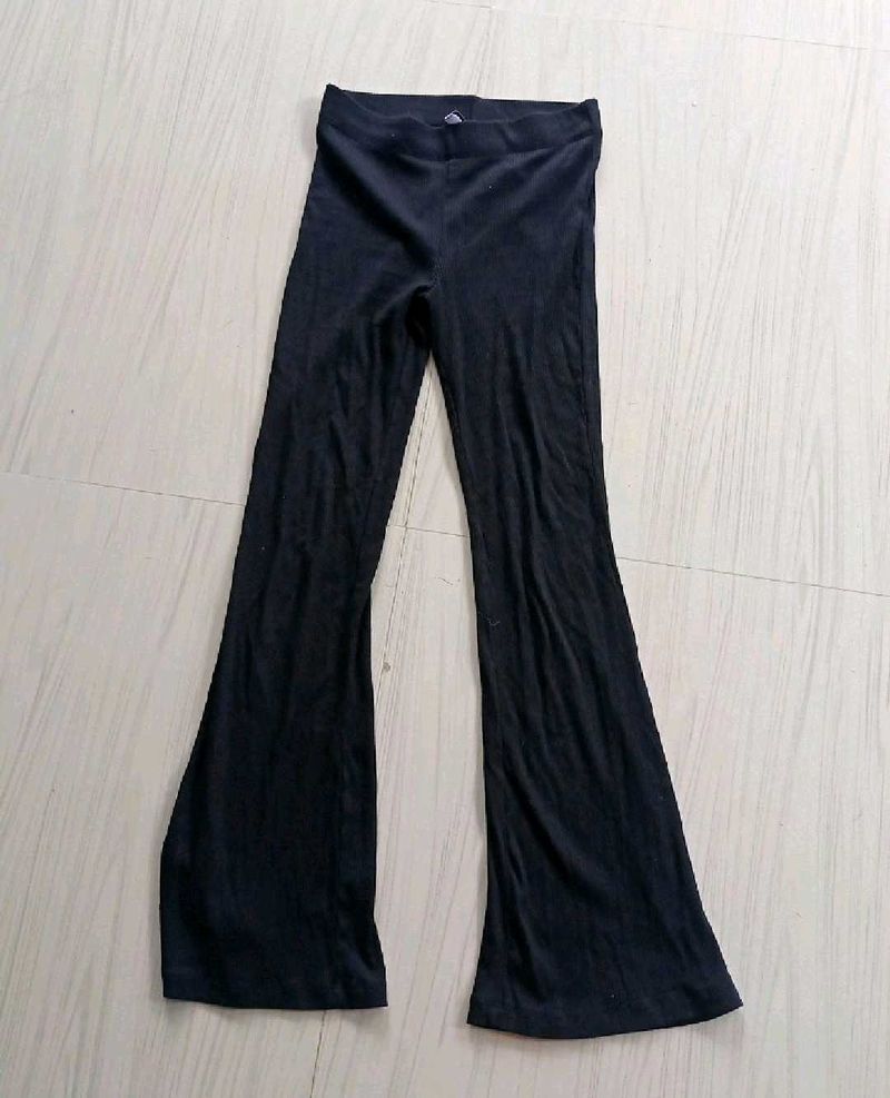 H&amp;M ribbed Black Flare Pants