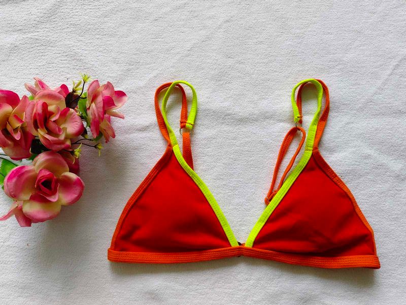 Shein : Bright Red Top