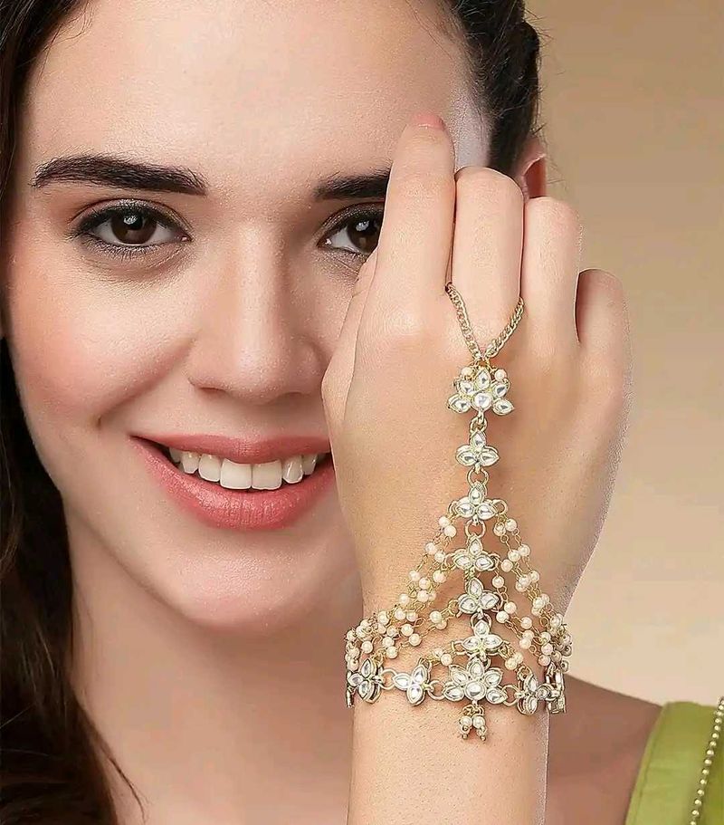 Elegant Hand Harness with Pearls