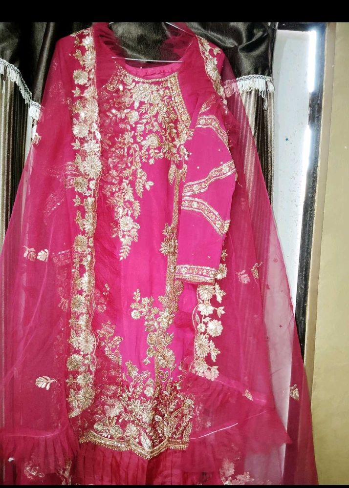 Heavy Work Suit With Frill Dupatta