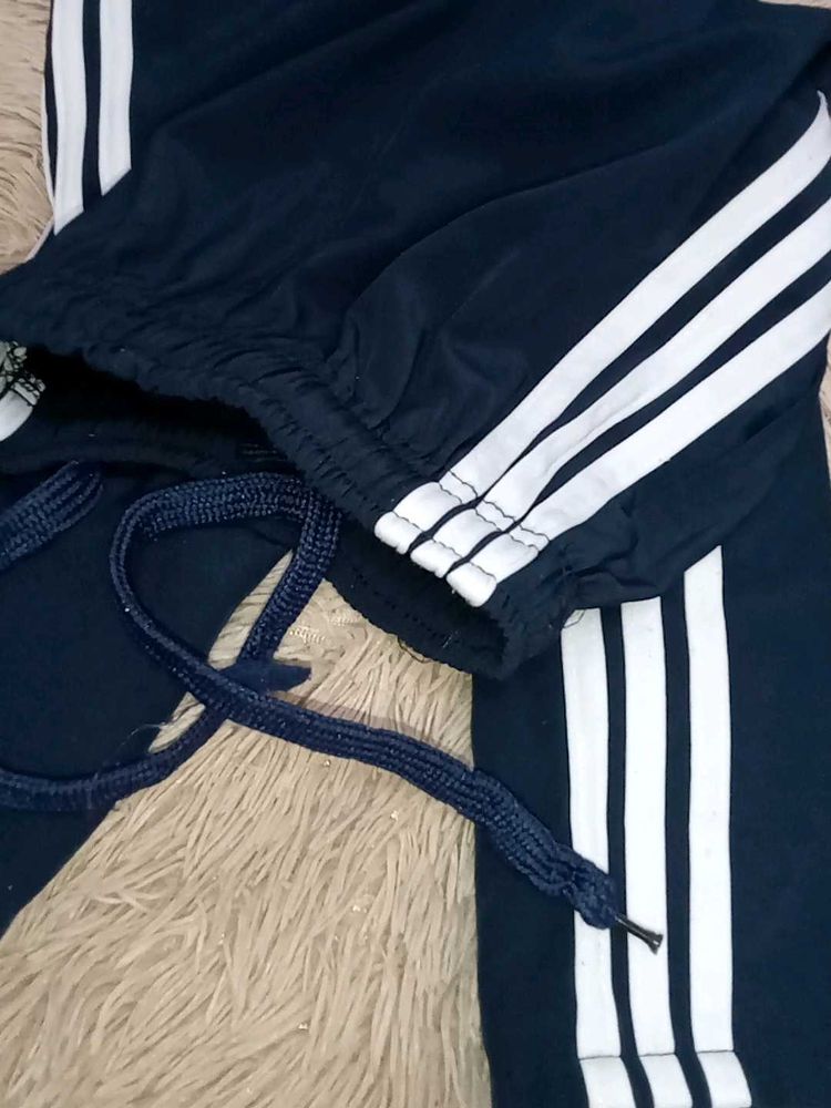 Adidas Track Pants 4'6 y