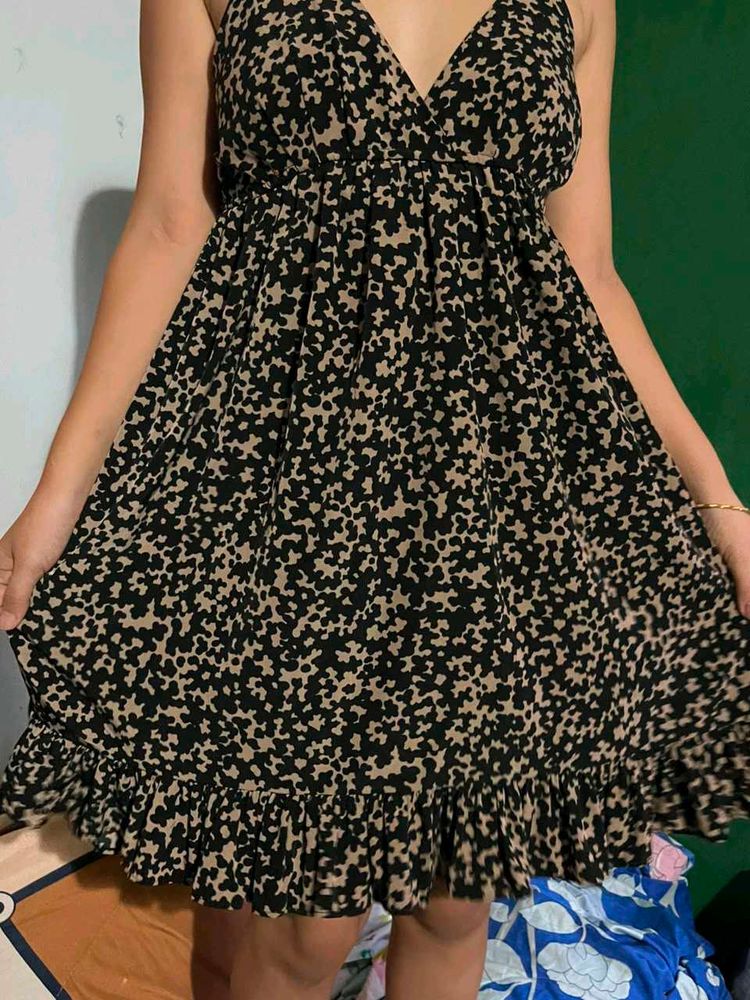 Chic Floral Print Mini Dress