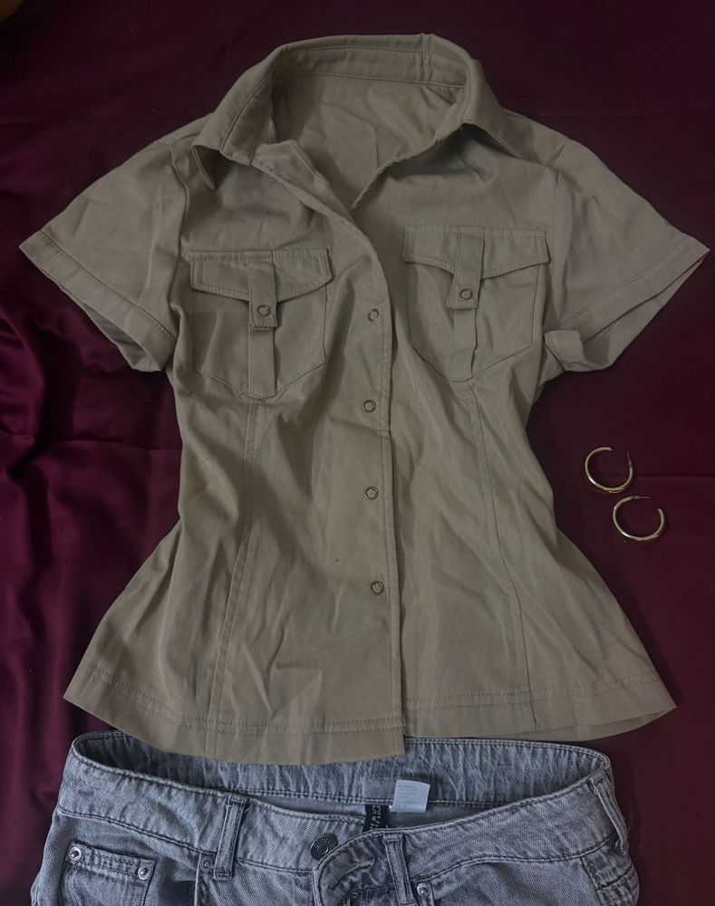 Khaki Button-Up Short Sleeve Shirt