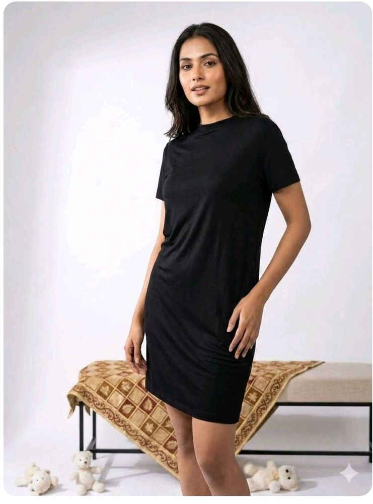 Chic Black T-Shirt Dress