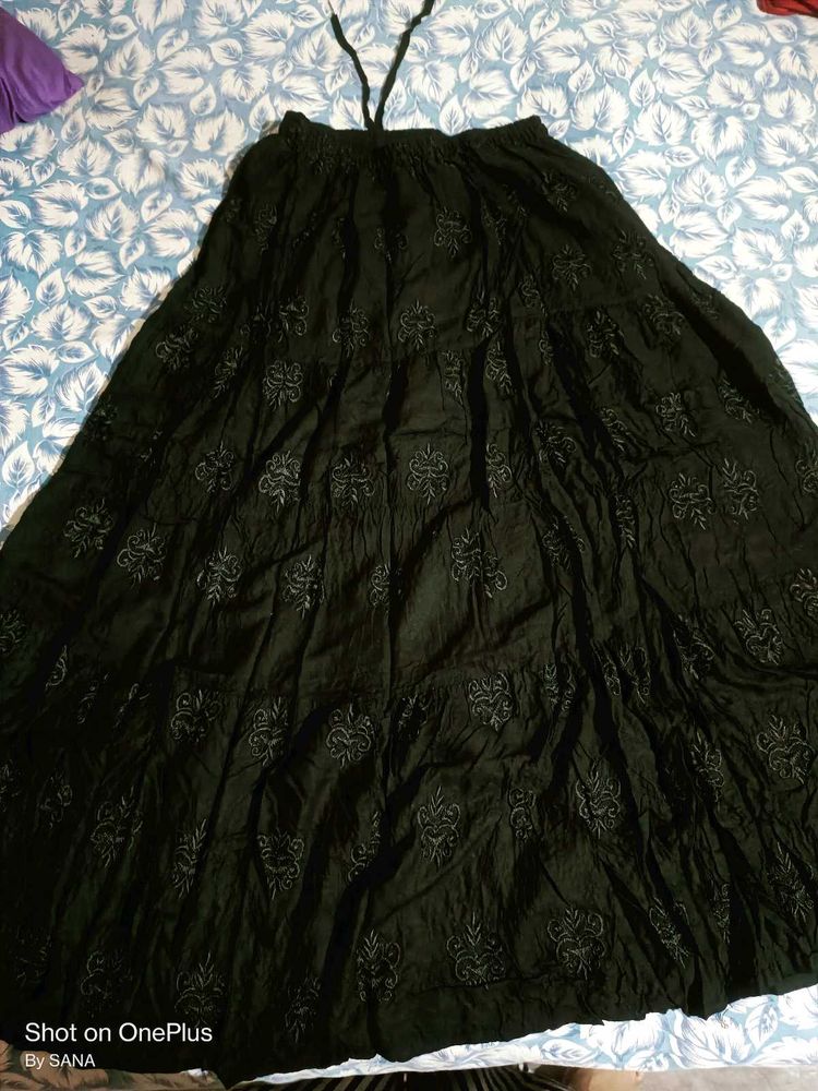 Black Embroided Long Skirt