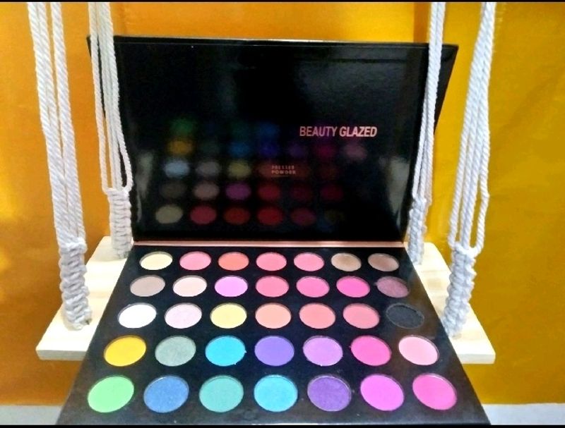 Beauty Glazed Colour Studio 35 Color Eyeshadow 🆕