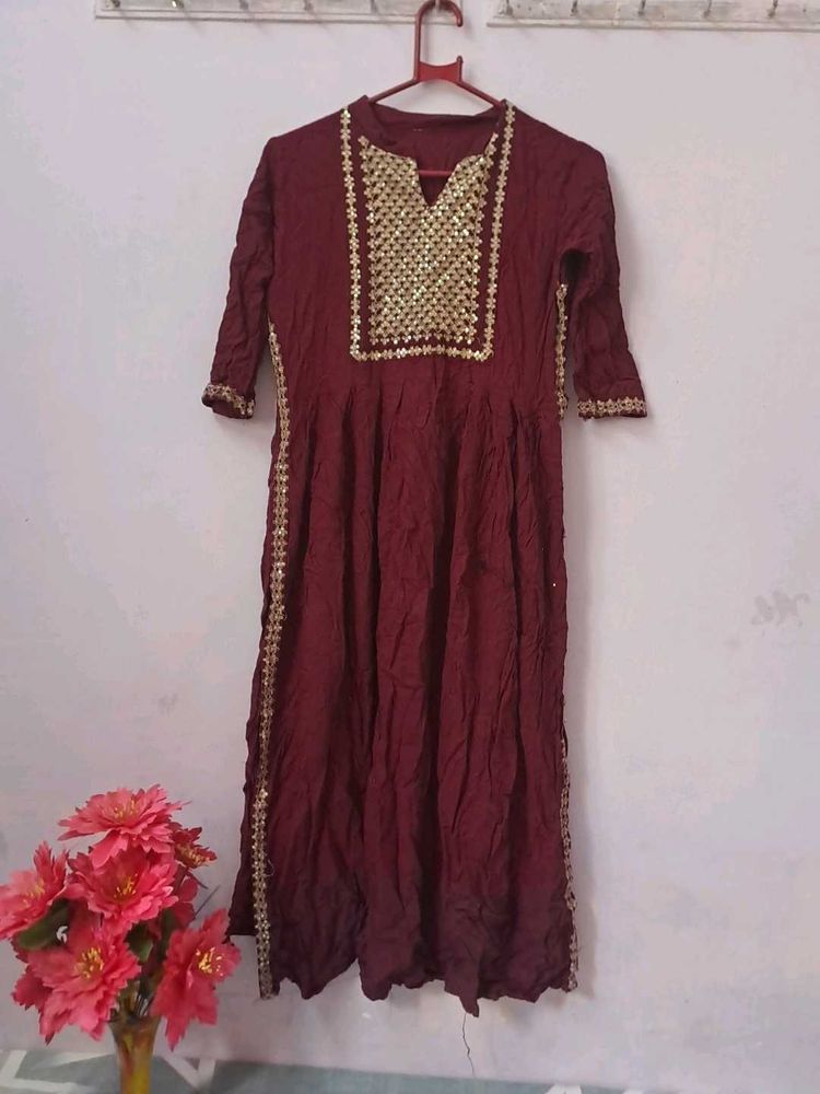 Maroon Kurta with Gold Embroidery