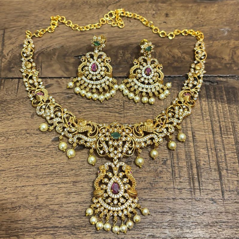 Exquisite Gold-Plated Necklace &amp; Earring Set