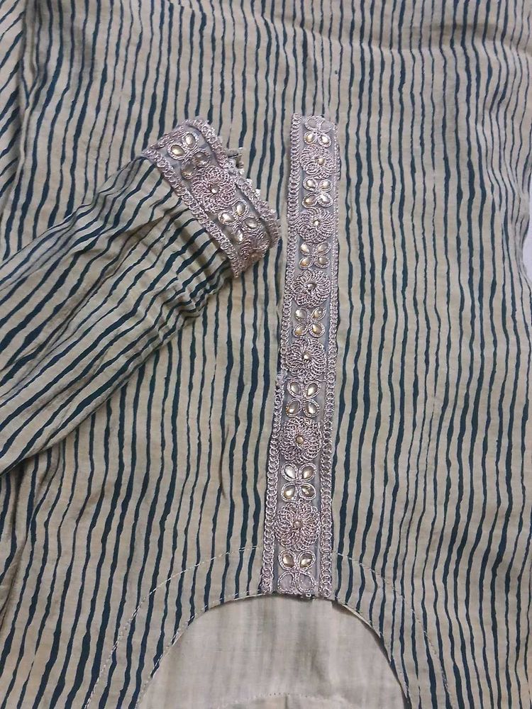Striped Kurta with Embellished Neckline
