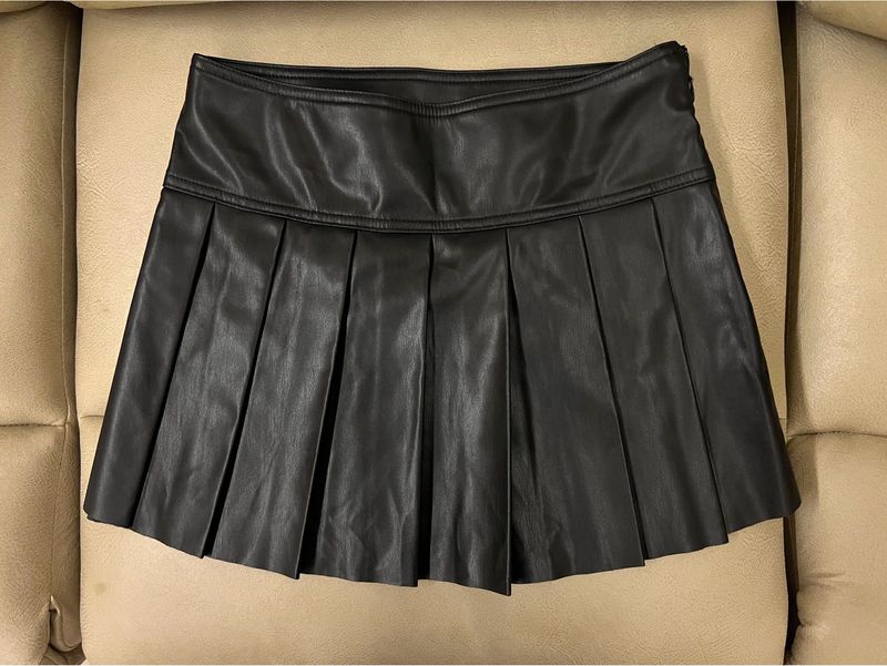 Black Faux Leather Pleated Mini Skirt