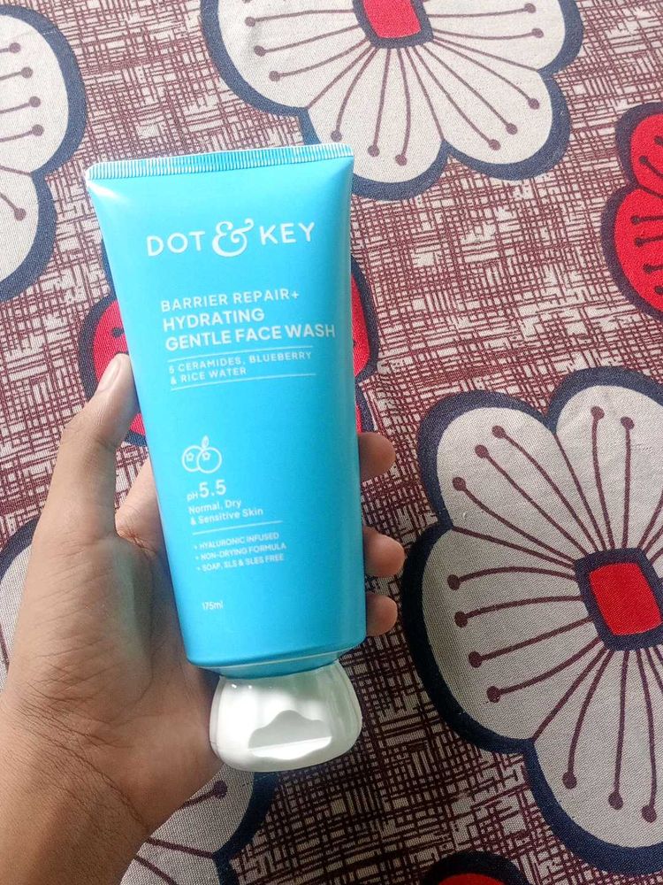 Dot &amp; Key Barrier Repair Gentle Face Wash