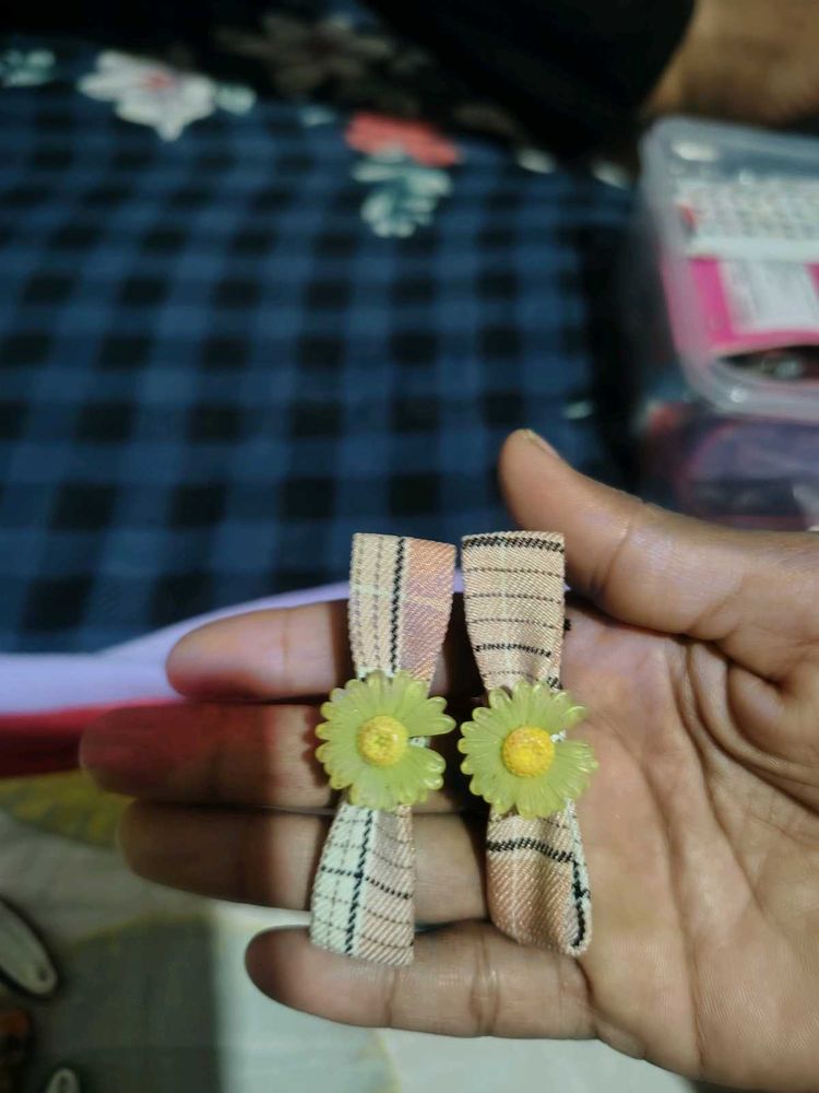 Cute Floral Hair Clips