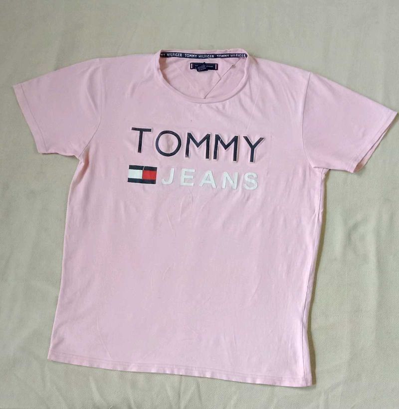 Tommy Jeans Pink T-Shirt