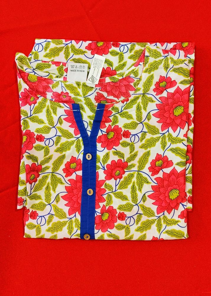 Women's Floral Kurta In Size XXL