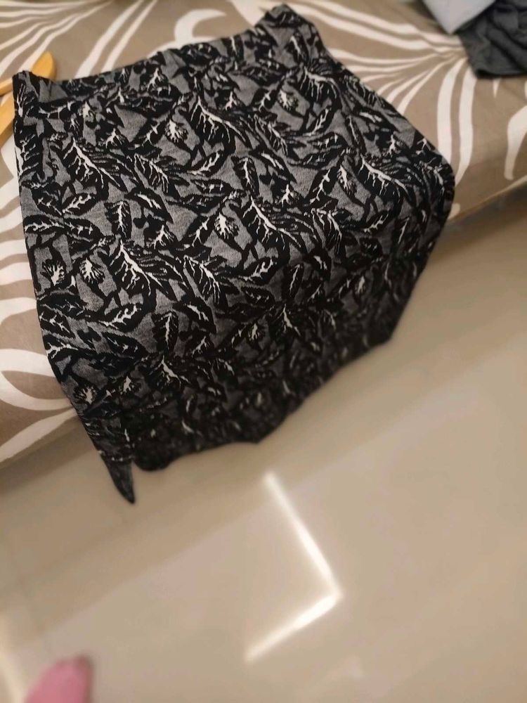 Stylish Leaf Print Skirt