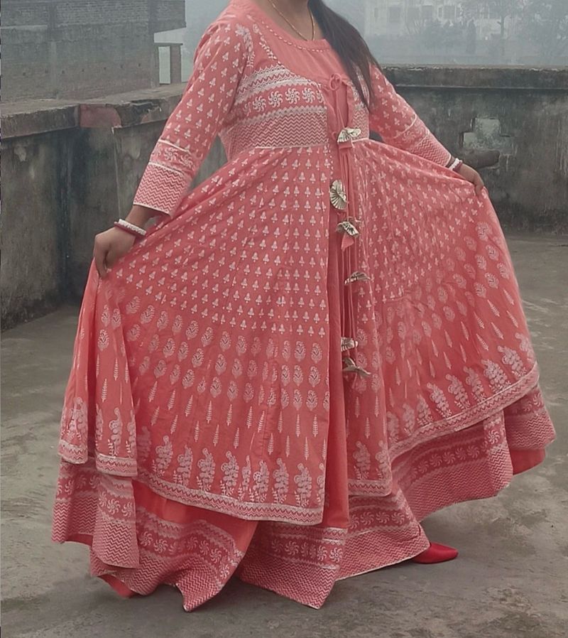 4xl two piece