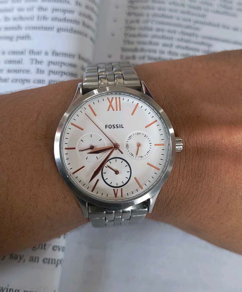 Fossil Women's Watch - Silver