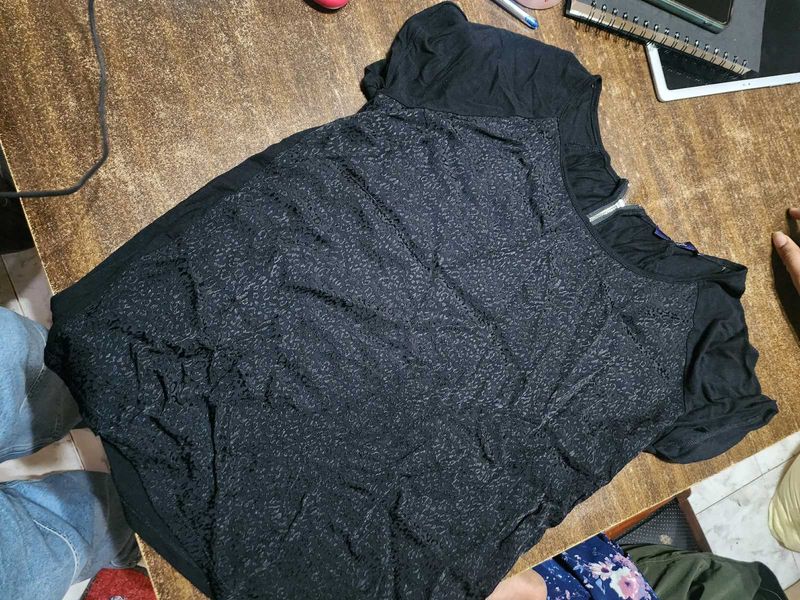 Sale!! Chic Black Textured Top