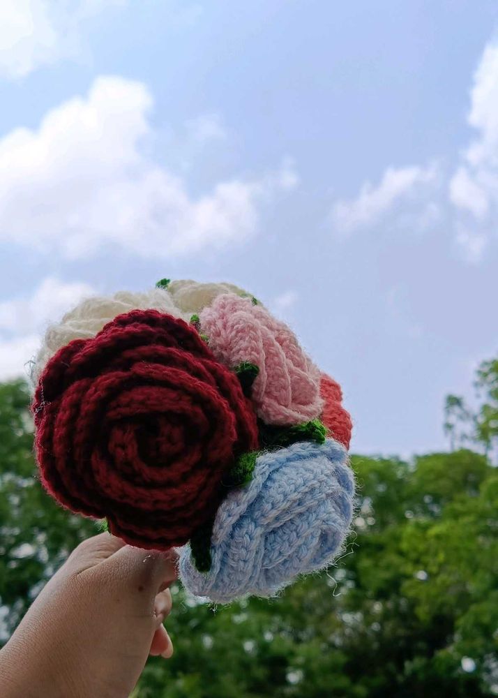 Crochet Rose Bouquet ( 150 Per Piece)